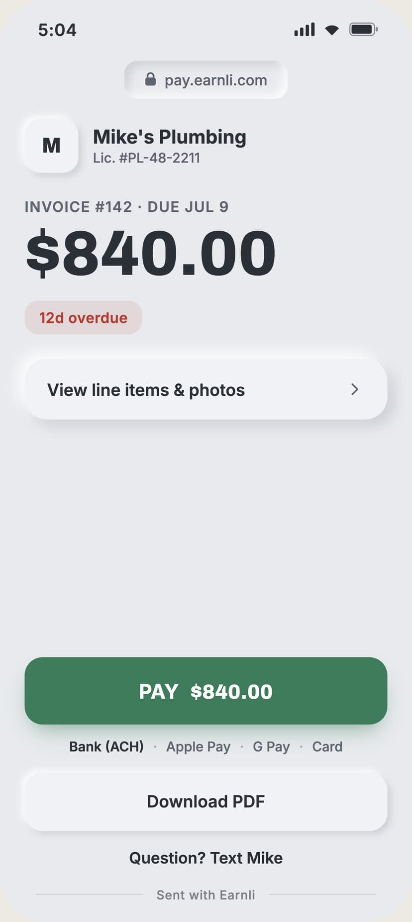 The client's view — Mike's Plumbing invoice for $840 on pay.earnli.com with one Pay button